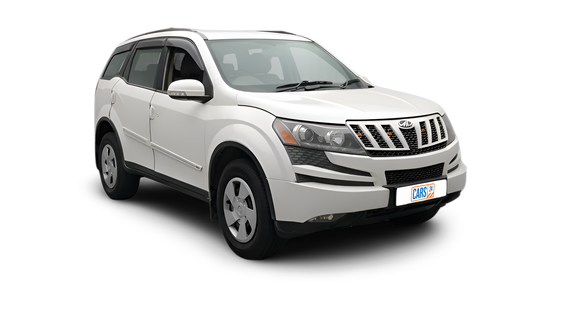 Mahindra XUV500-img